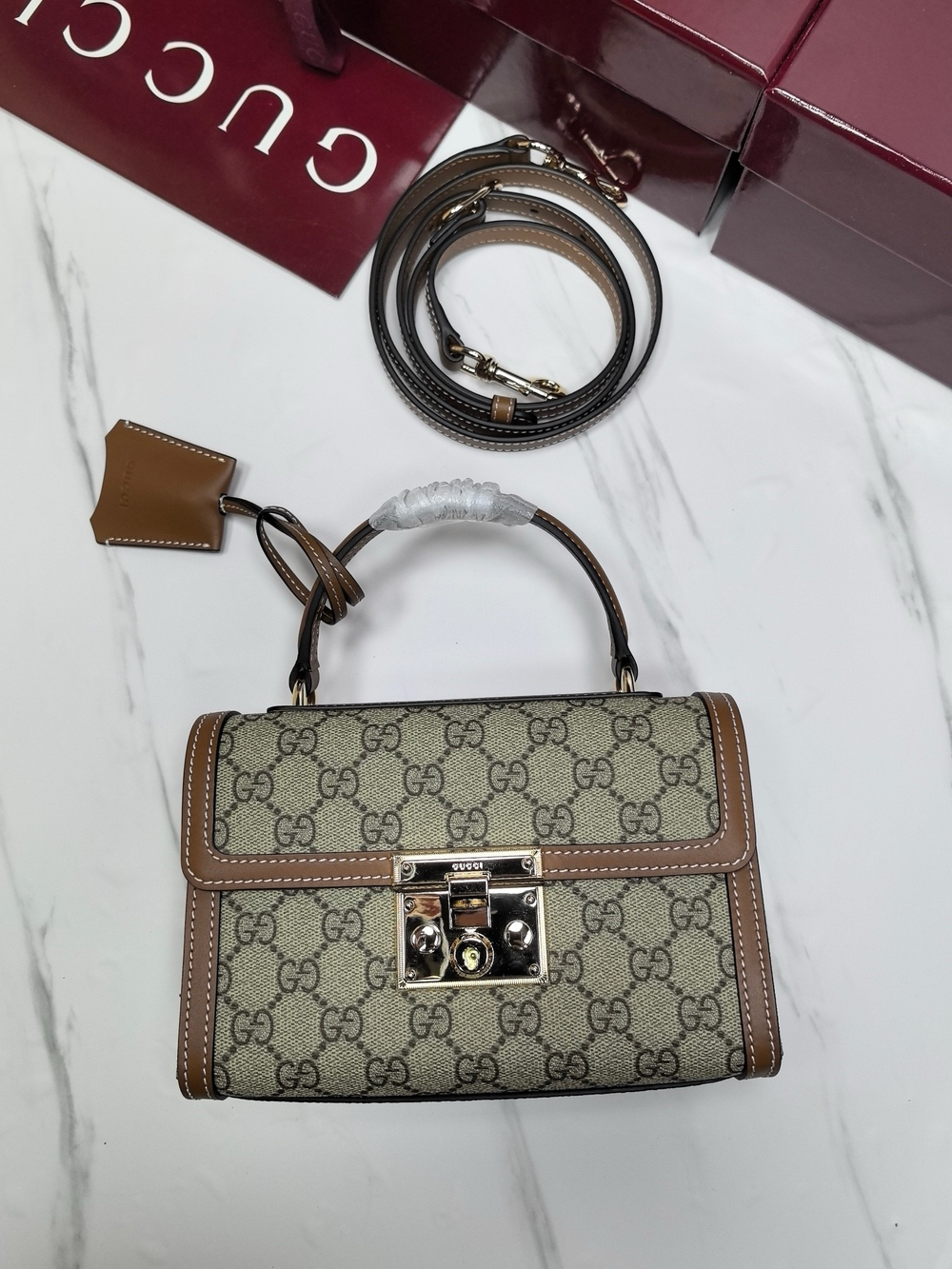 Padlock top handle bag