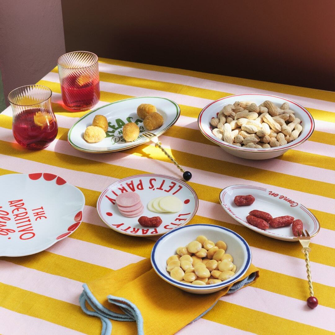 Блюдо овальное NO DANCING ON THE TABLES, 24x16 см