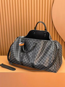 Сумка Louis Vuitton