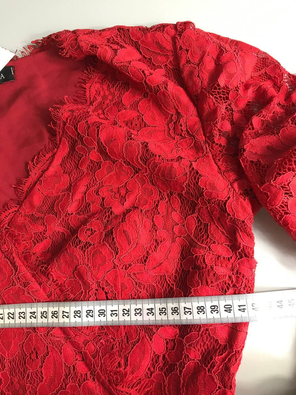 Платье LARINA ярко-красное из кружева, для праздничного выхода, на 42-44 размер