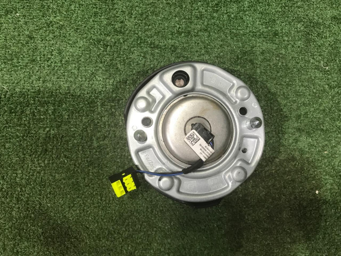 Подушка безопасности в руль BMW 1er F20 (2011-2019)