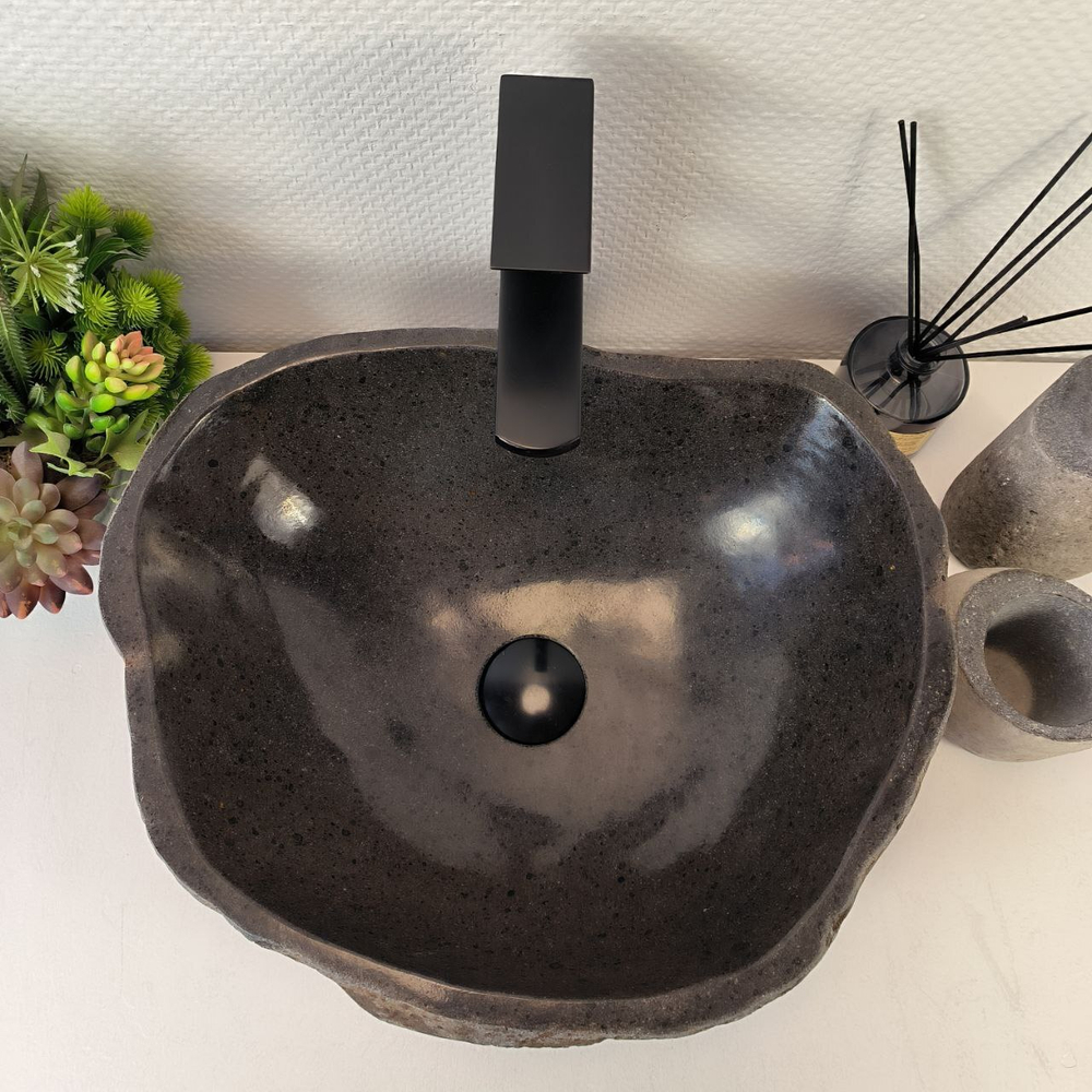 Раковина из речного камня RS-65371 45*37*15 0856