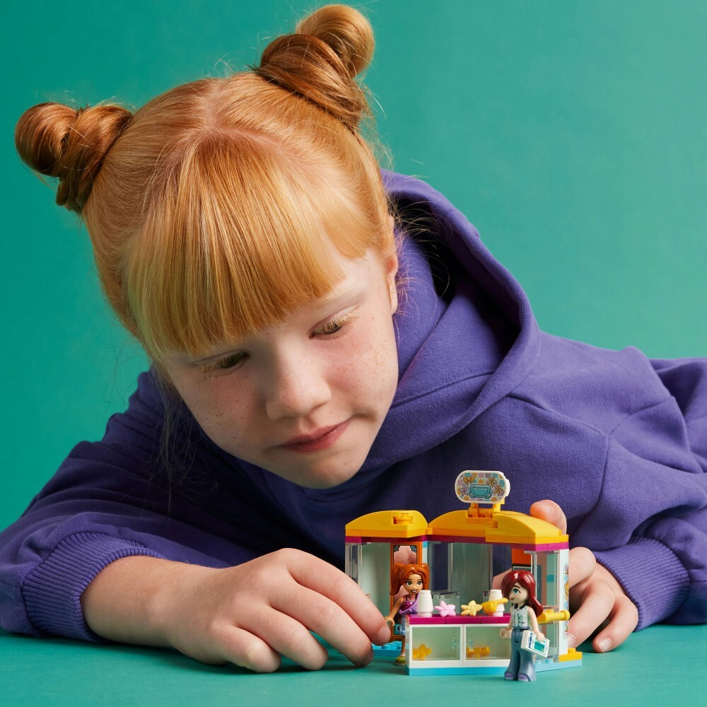 LEGO Friends — Маленький магазин аксессуаров 42608 / артикул   42608  / GTIN 5702017568553