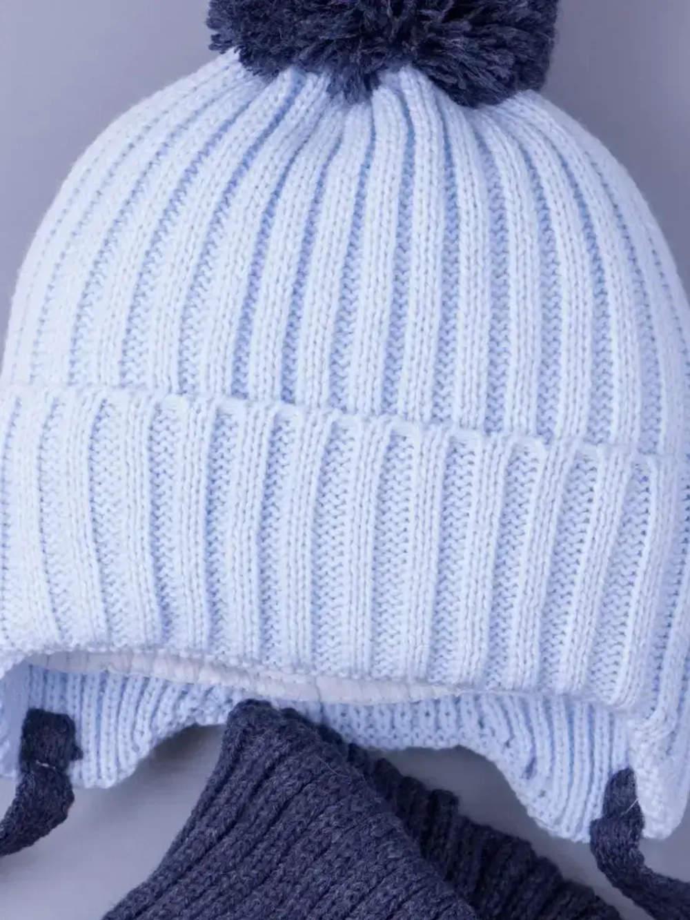 Шапка для мальчика осенняя вязаная и снуд