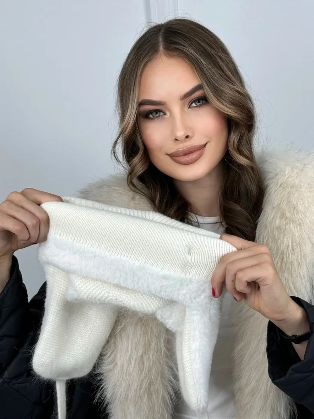 шапка зимняя вязаная с ушками ангора