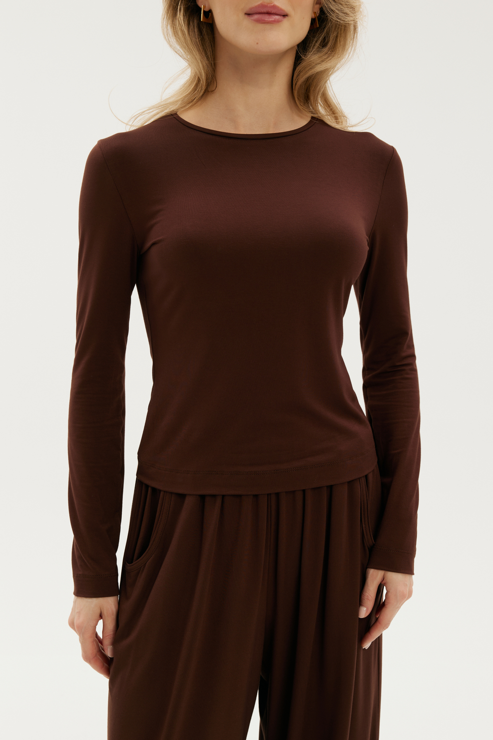 Лонгслив шоколадный женский