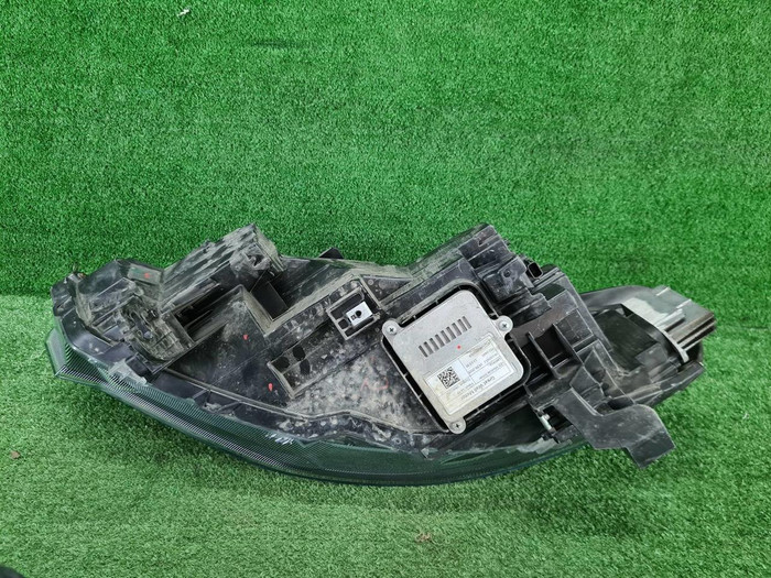 Фара правая Haval F7 (2018-2024) LED