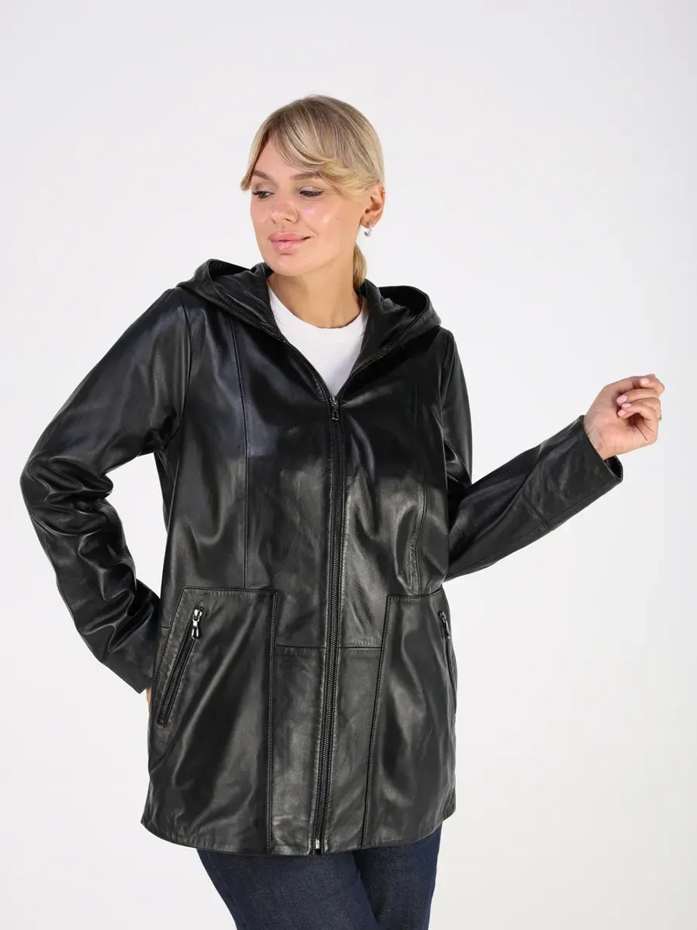 Кожаная куртка демисезонная с капюшоном