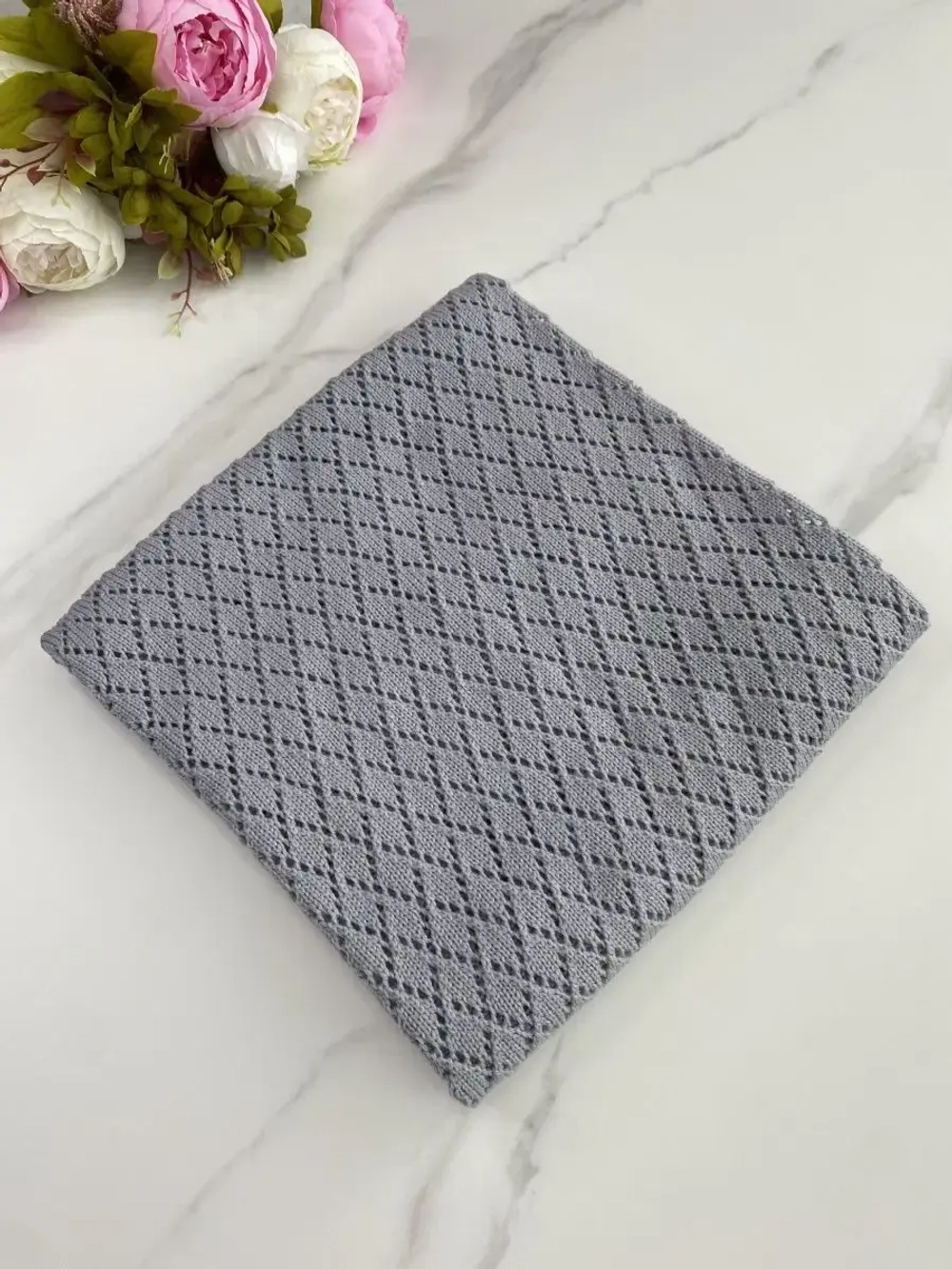 Вязаный плед для новорожденного