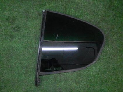 Форточка двери задняя левая BMW 5er G30 (17-23)