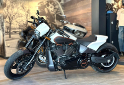 Harley-Davidson FXDR 114 (Белый)