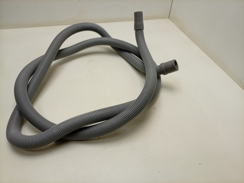 WSPE6H612A кт41 Сливной шланг для стиральной машины Beko 2803804000 б/у