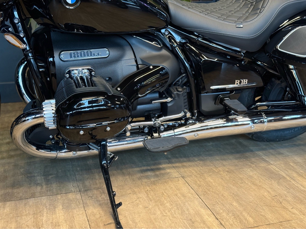 BMW R18 B