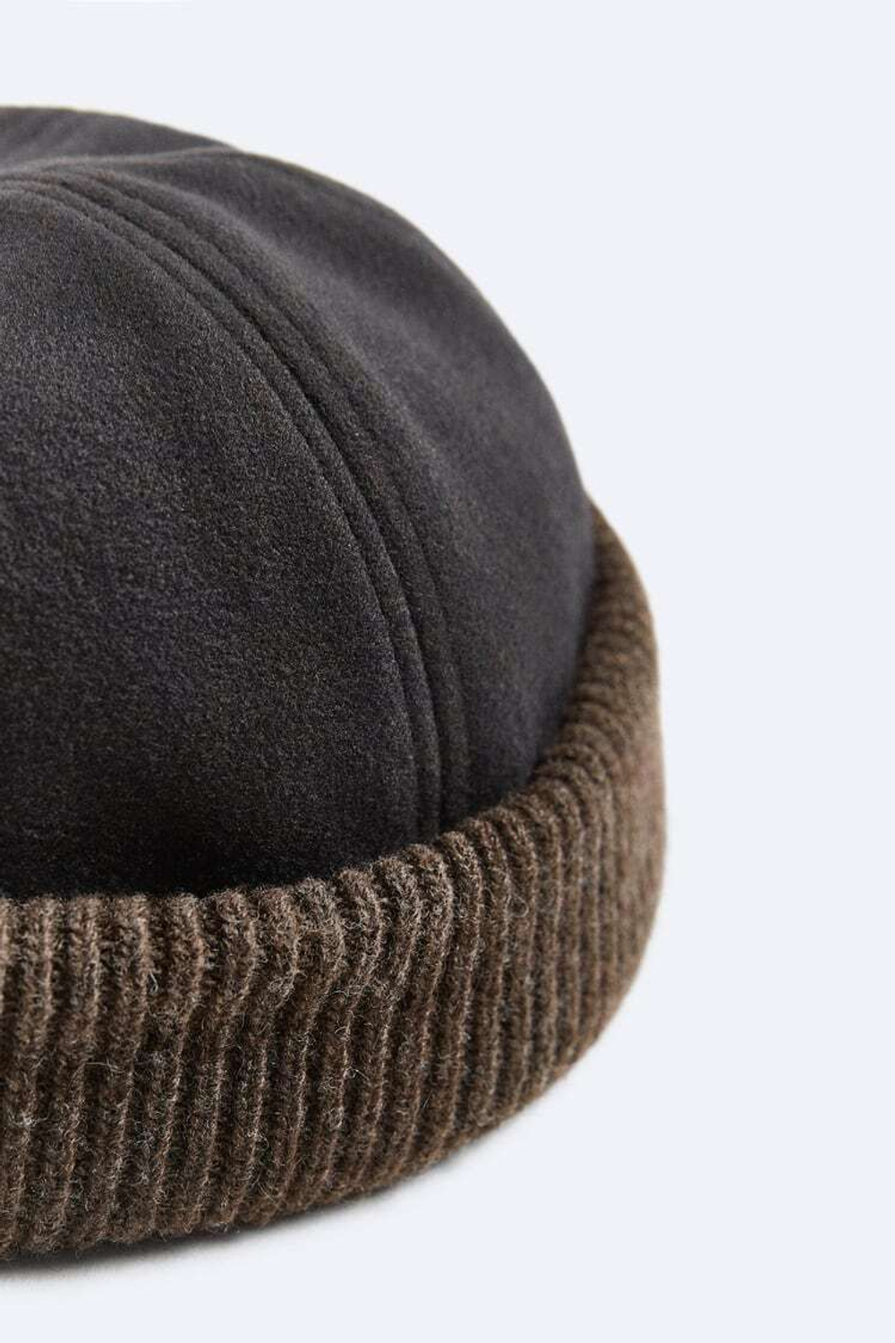 ZARA ФЛАНЕЛЕВАЯ ШАПКА-БИНИ С ДЕТАЛЯМИ В ТОН, ТЕМНО-КОРИЧНЕВЫЙ