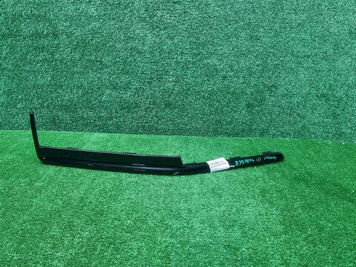 Молдинг переднего бампера правый Tank 500 (21-нв)