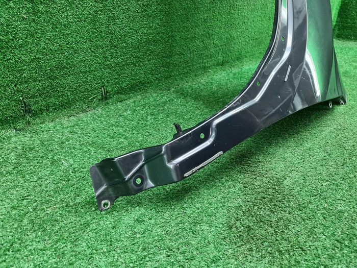 Крыло переднее левое Subaru Forester 5 SK (18-нв)