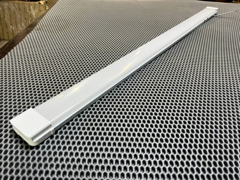 Светильник линейный промышленный-офисный СКС 1200 мм, IP40, 5000К, 80w, 220v