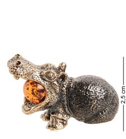 Народные промыслы AM-1510 Фигурка «Гиппопотам с шариком» (латунь, янтарь)