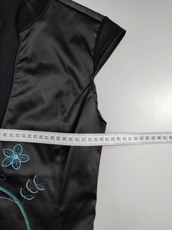 Платье Jane Norman атласное 40 размер