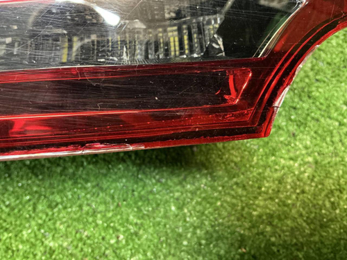 Фонарь правый внутренний Porsche Cayenne 958 14-18