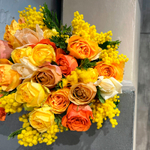 🌸☀️ Весенний водоворот — садовые и ароматные розы + душистая пушистая мимоза — 8 марта у Феи