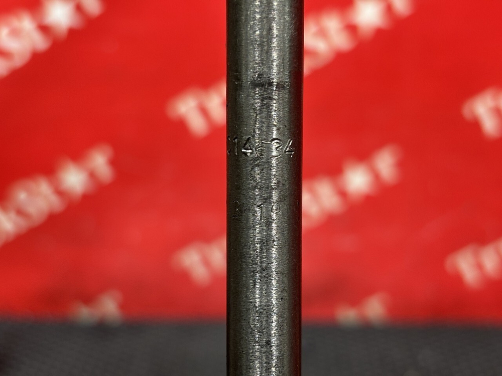 Штанга толкателя впускного клапана 2019г.