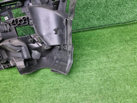 Кронштейн бампера правый BMW 7er G70 22-нв M-paket