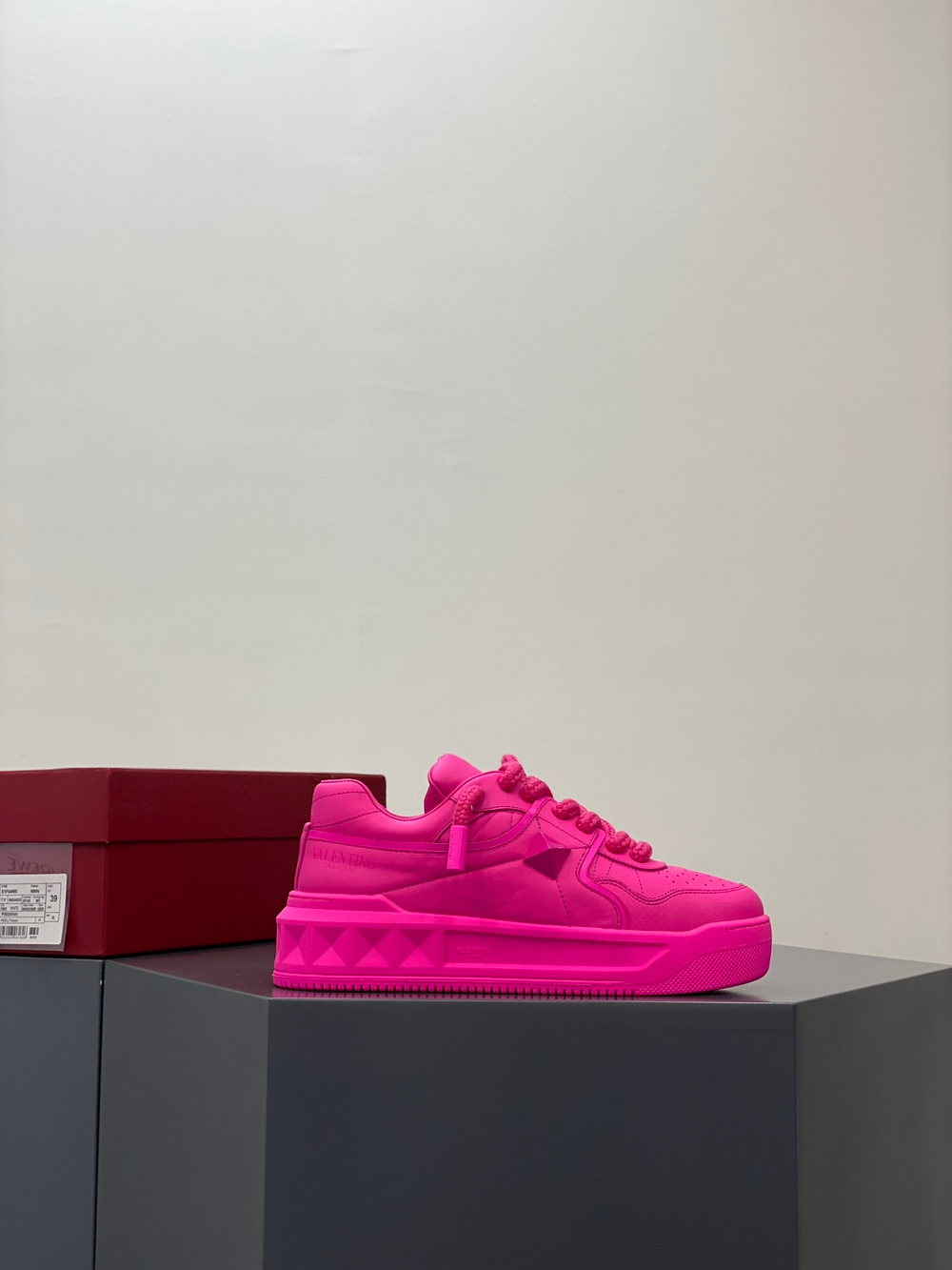 Valentino Sneakers