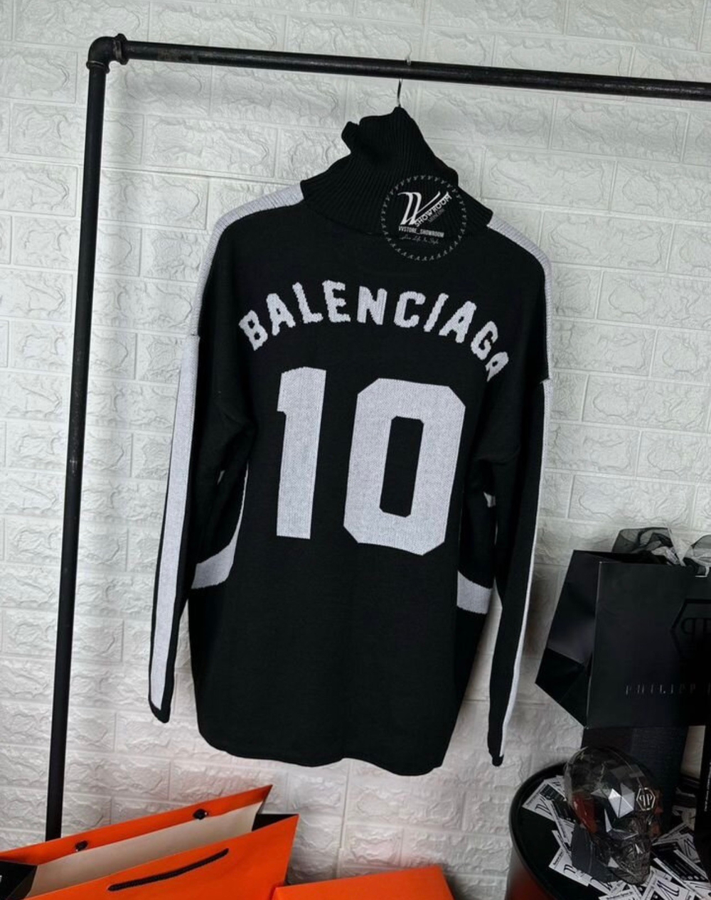 Свитер Balenciaga Soccer Limited Edition