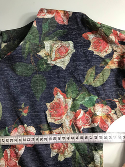 Платье приятное не только на ощупь, но и стилистически 50 размер