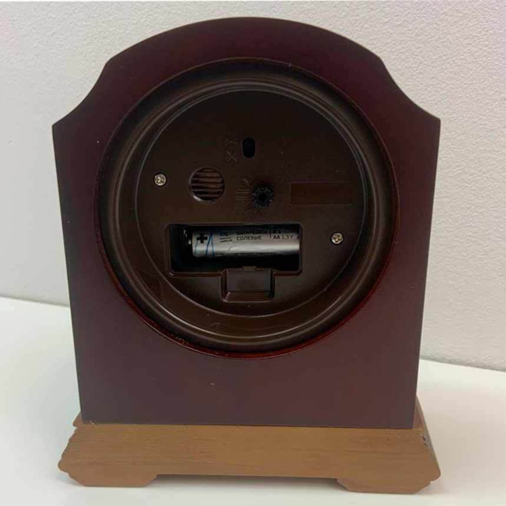 Настольные часы Seiko QXE018B