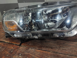 Фара правая LADA Niva Travel 20-нв Б/У Оригинал 8450087158