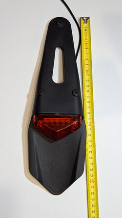 Крыло заднее со стоп-сигналом (универсальное) мотоцикл, питбайк, мопед