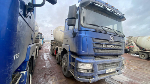 Shacman (Shaanxi) SX* 8x4 Автобетоносмеситель SX5318GJBDT326 (Дизельный, 11,6 л, 369 л.с., МТ)