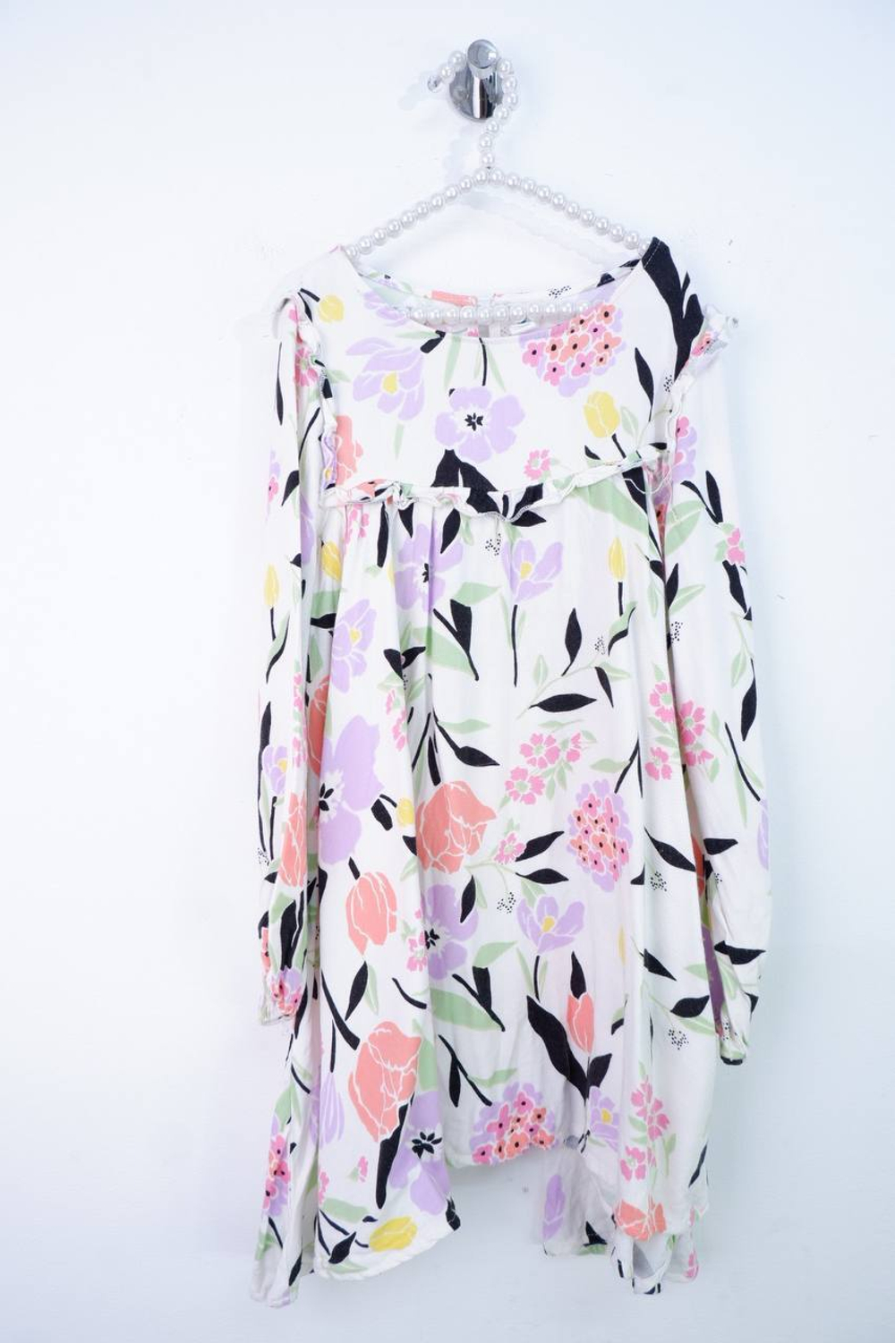 Платье Acoola красивой расцветки, на 7 лет