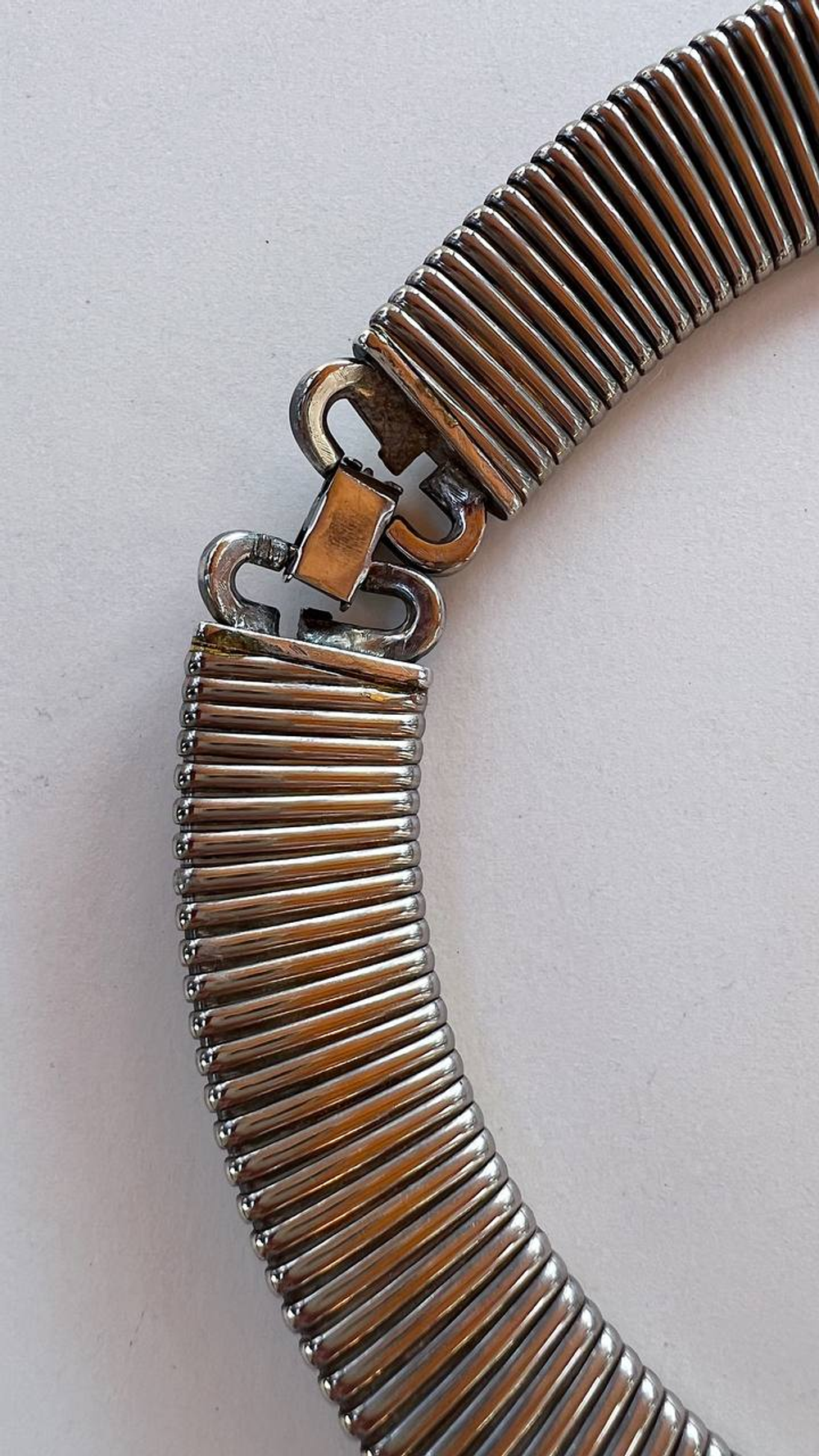 Колье в серебряном тоне Givenchy