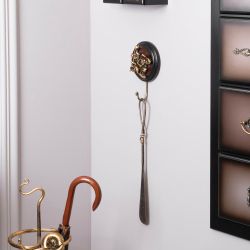 Настенный крючок Орхидея Орех