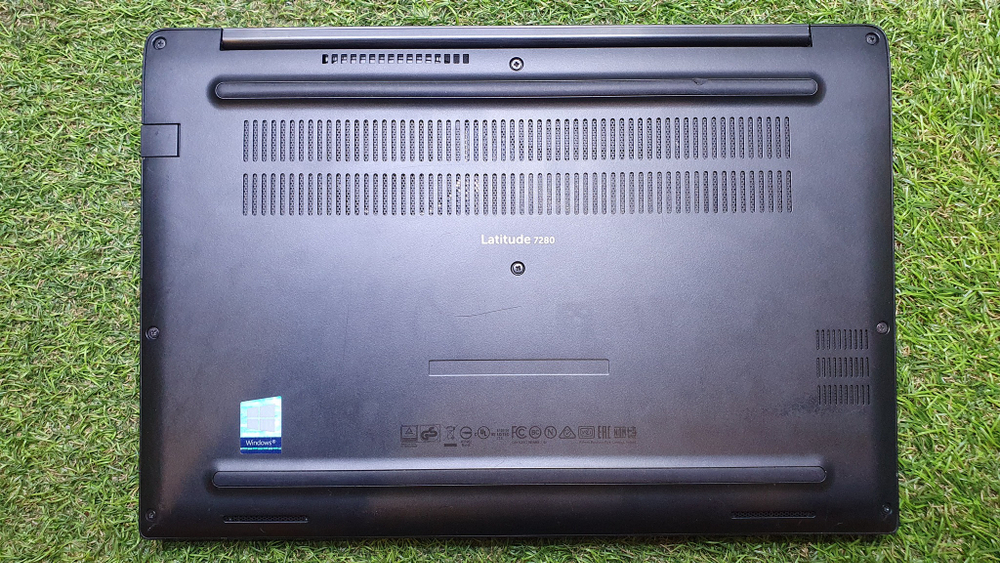 Ноутбук DELL i7-6/8Gb/FHD/Latitude 7280 7280-7911/Windows 10