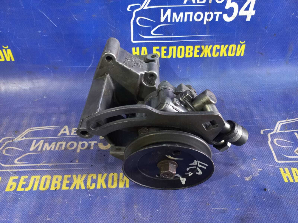 Насос ГУР ISUZU RODEO 1994