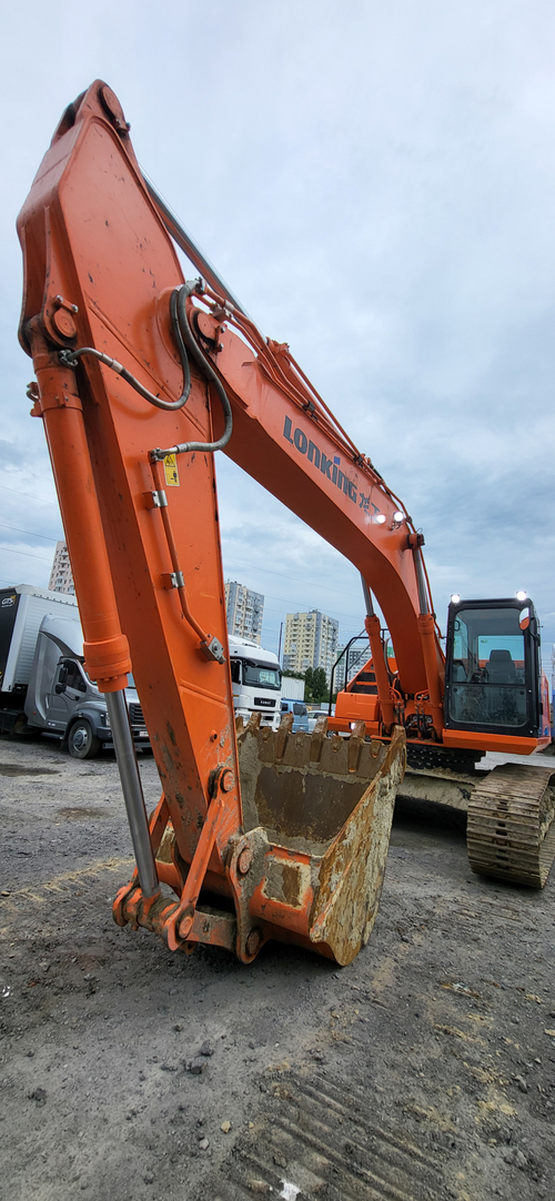 Lonking CDM6245 Экскаватор CDM6245F (Дизельный, 6,7 л, 197 л.с., АТ)