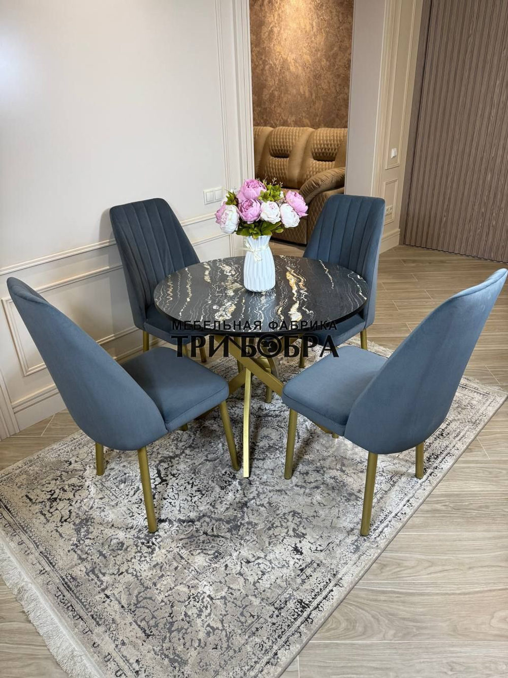 Круглый раздвижной стол "Лофт", луанда и стулья "Чикаго"