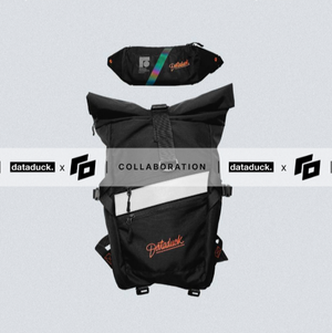 Коллаборация с крутыми @dataduck. Легендарный Rolltop и поясная grubo - идеальное технологичное комбо.