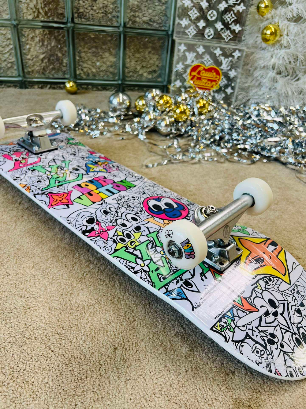 Louis Vuitton Skateboard Mng Comics