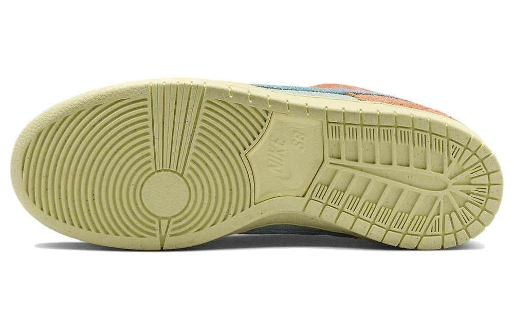 Кроссовки Nike Dunk Sb "Orange And Emerald Rise"