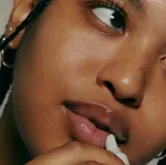 Пептидный бальзам для губ "Соленая карамель" Rhode by Hailey Bieber Peptide Lip Treatment - Salted Caramel