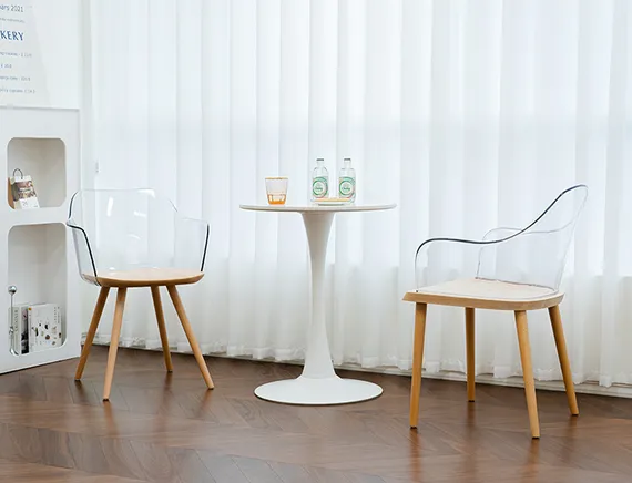 Стул Bjorg Arms с прозрачной спинкой