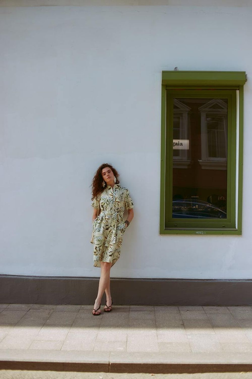 Платье Леон тропический принт лен (Размер 42)