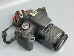 Canon 2000D Kit 18-55mm III 5000 кадров