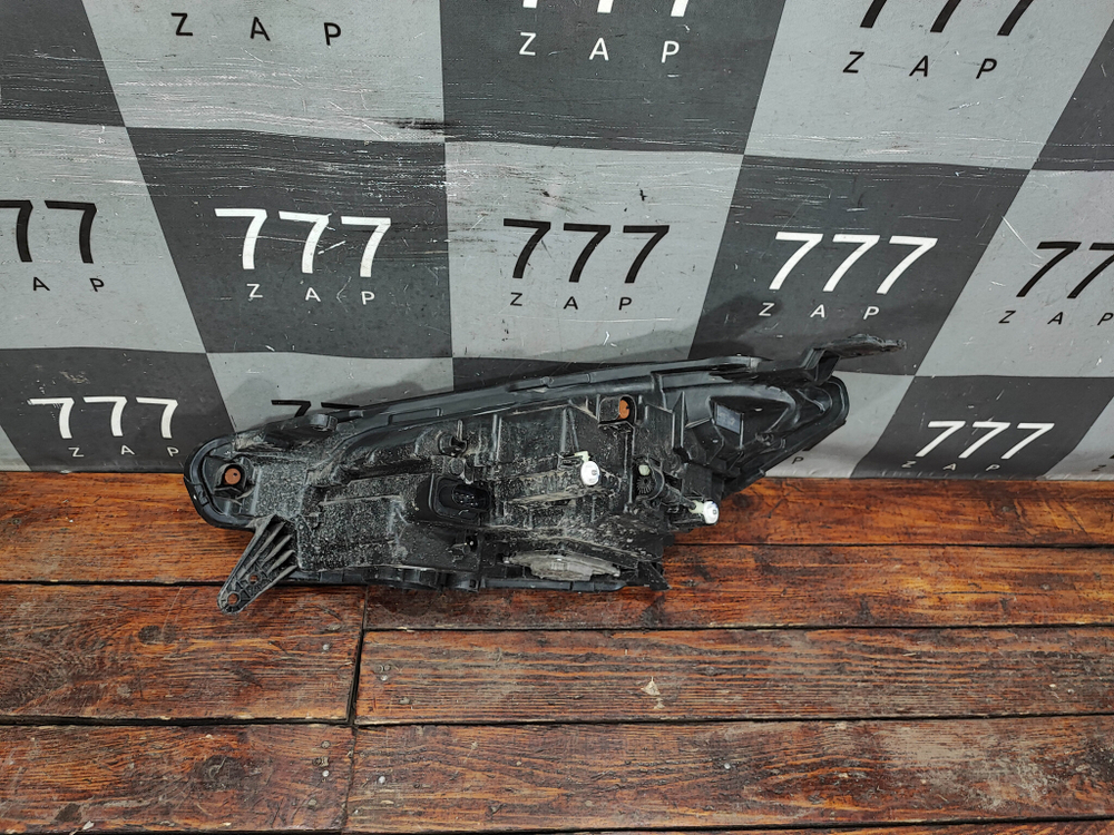 Фара правая LED Chery Tiggo 7 Pro 20-24 Б/У Оригинал 605000200AB