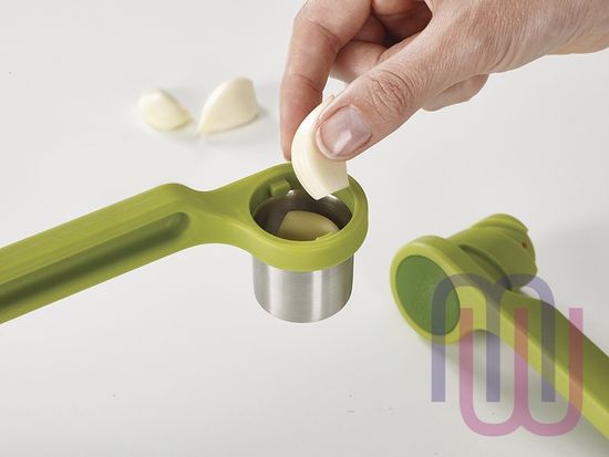 Пресс для чеснока спиральный Joseph Joseph Helix